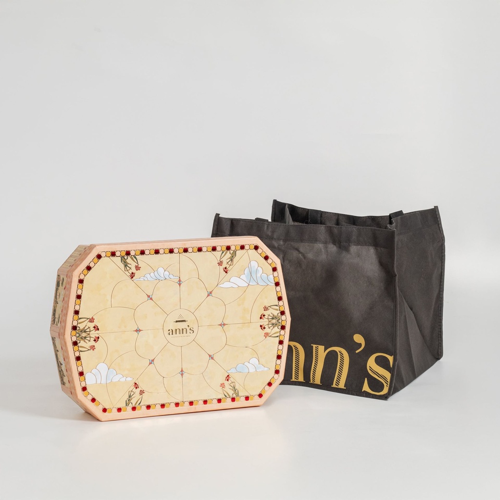 Classic HS_hampers_2025totebag-min.JPG