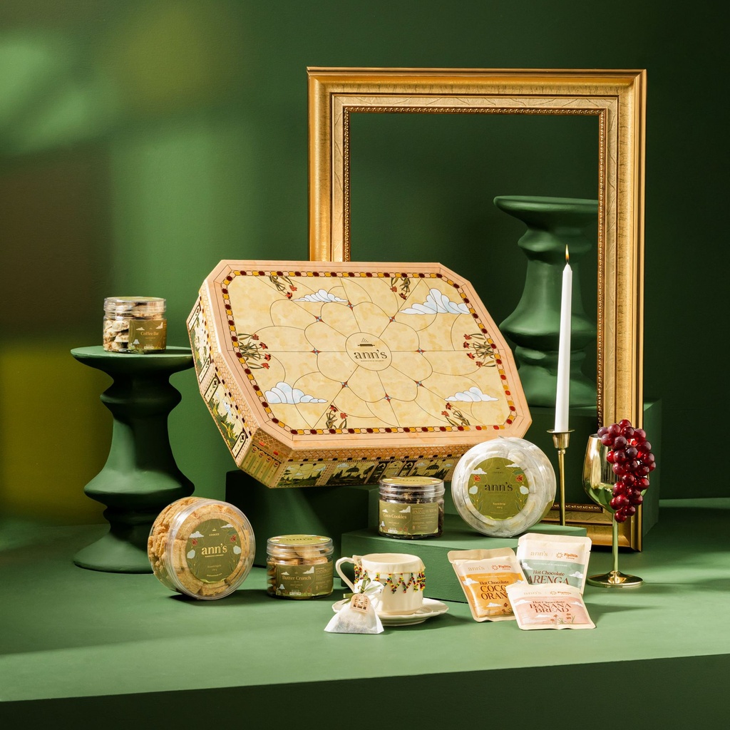 Grande thematic HS2563-min.JPG