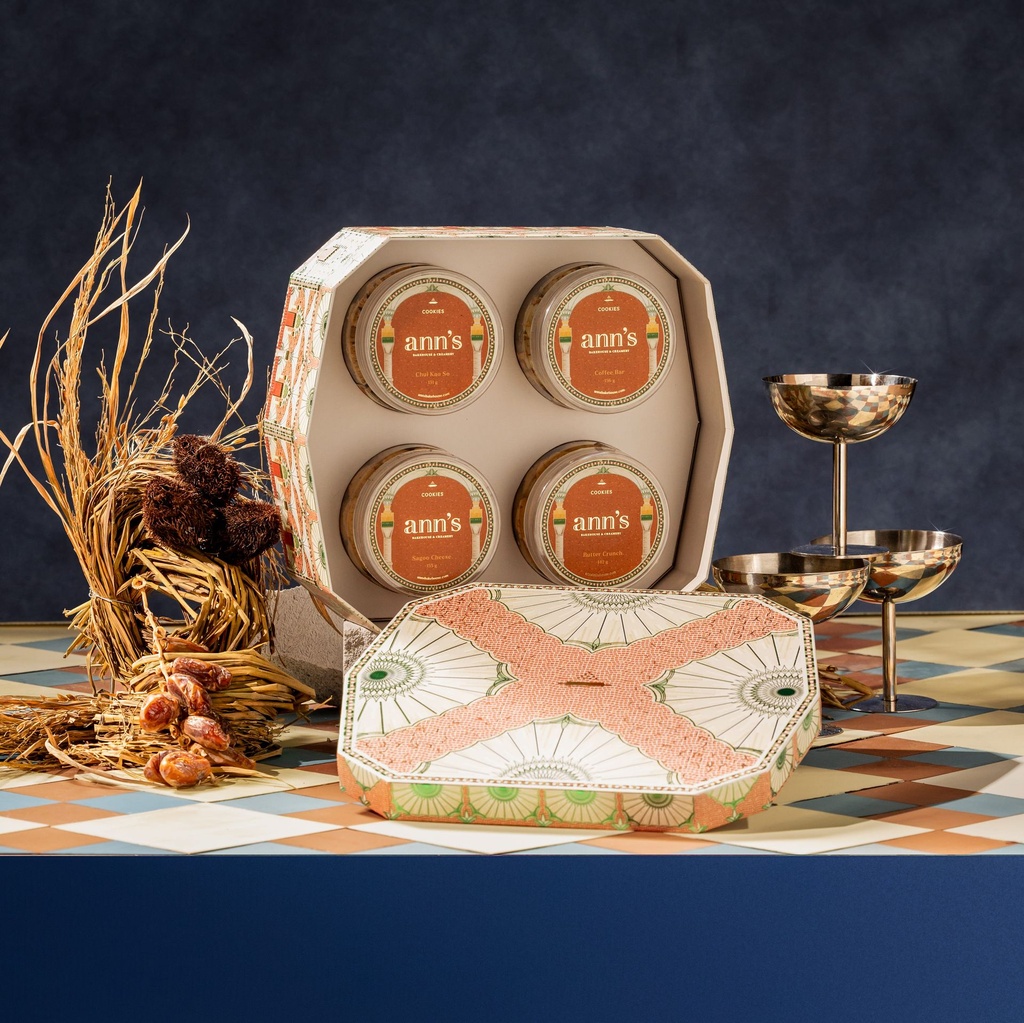 1_1LBRN25-Petite Hampers.jpg