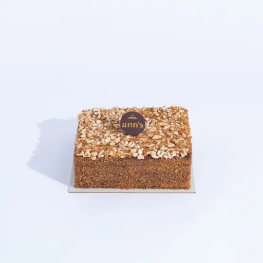 Honey Cake x Madu Uray